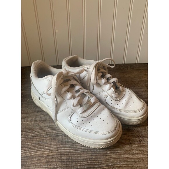 Nike Air Force 1 Low White Sneakers - Used | Size US 5 Y - Picture 3 of 6